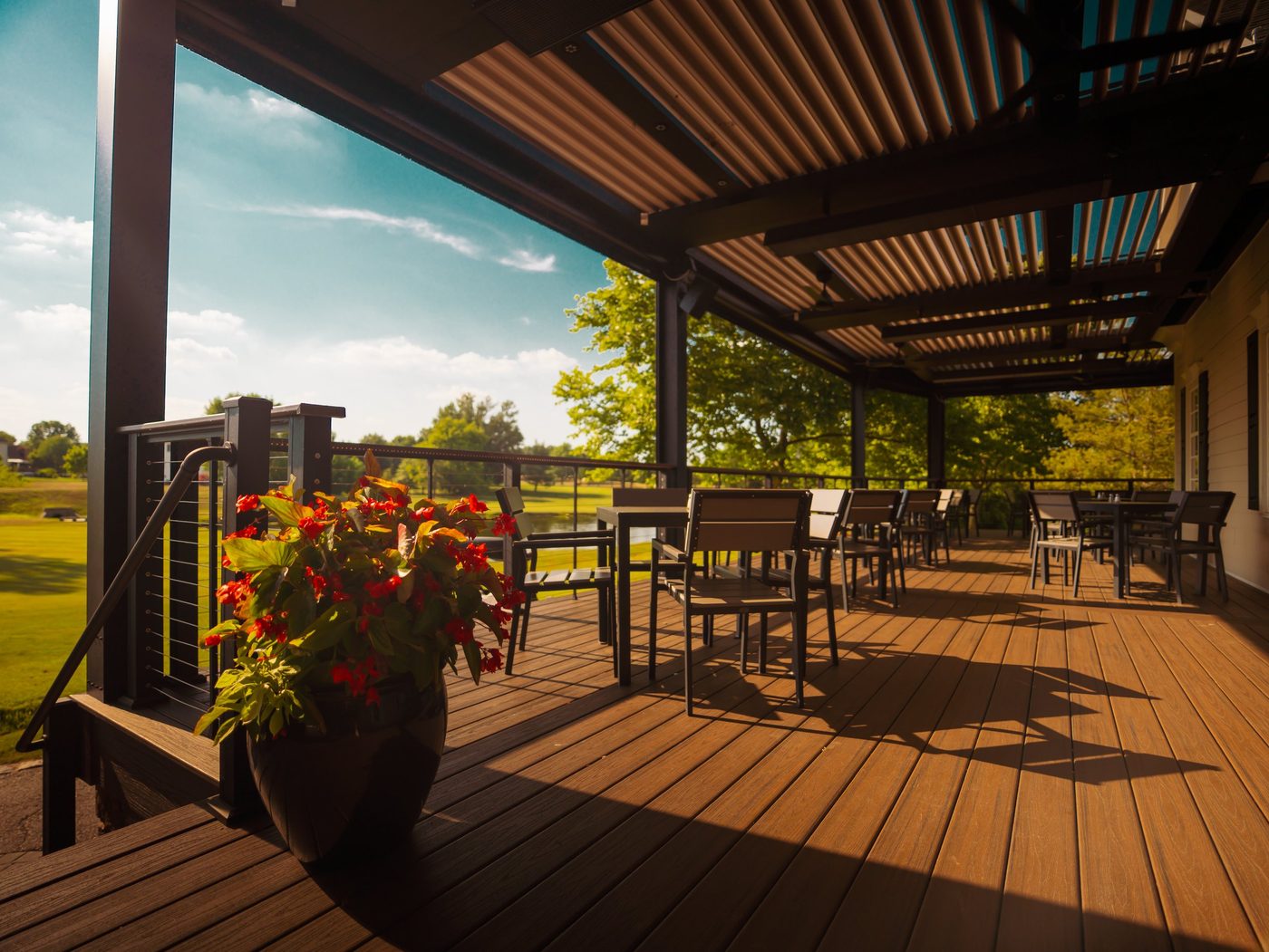 Outdoor deck